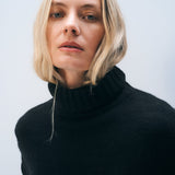 Cashmere Featherweight Turtleneck Black
