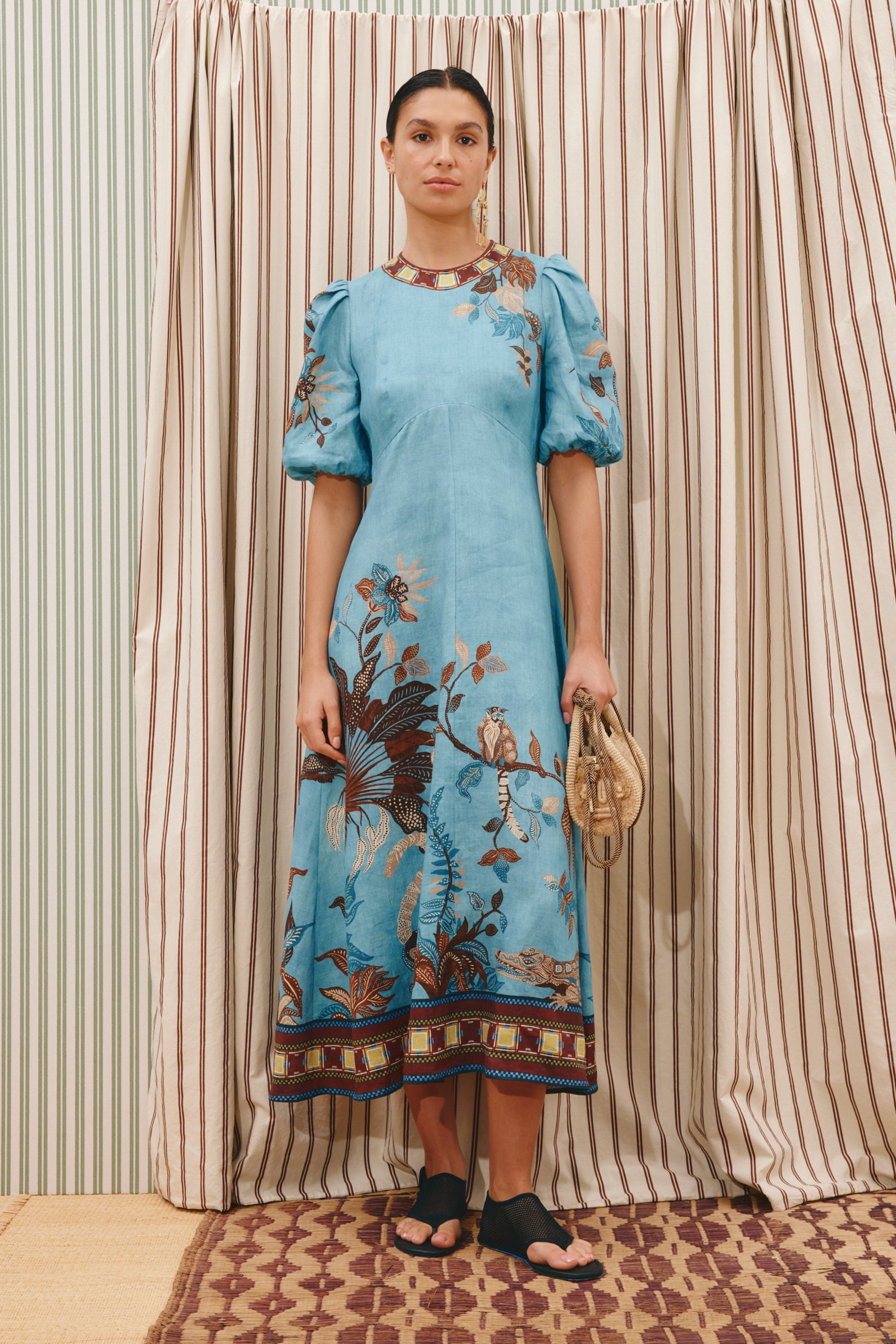 alemais clam shell embroidered dress Alemais Clam Embroidered Gown Print Size 8