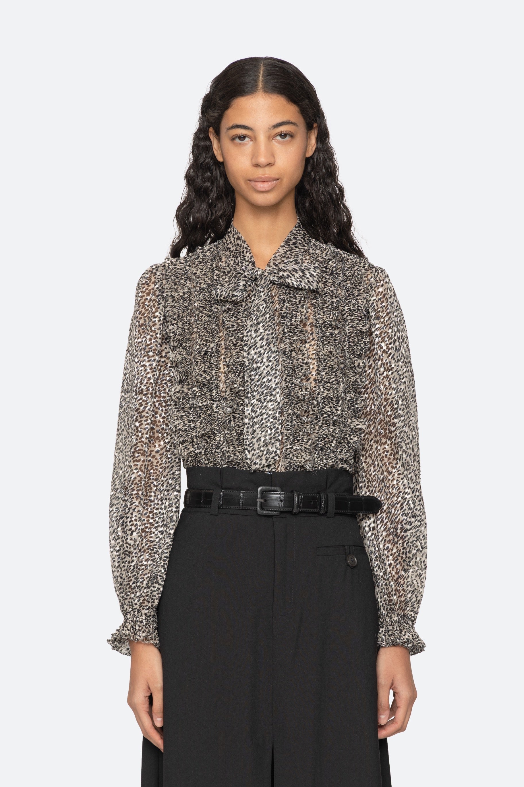 CHARLIZE PRINT L/SLV BOW TOP (D2)