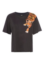 Scratching Tiger tee Washed Black