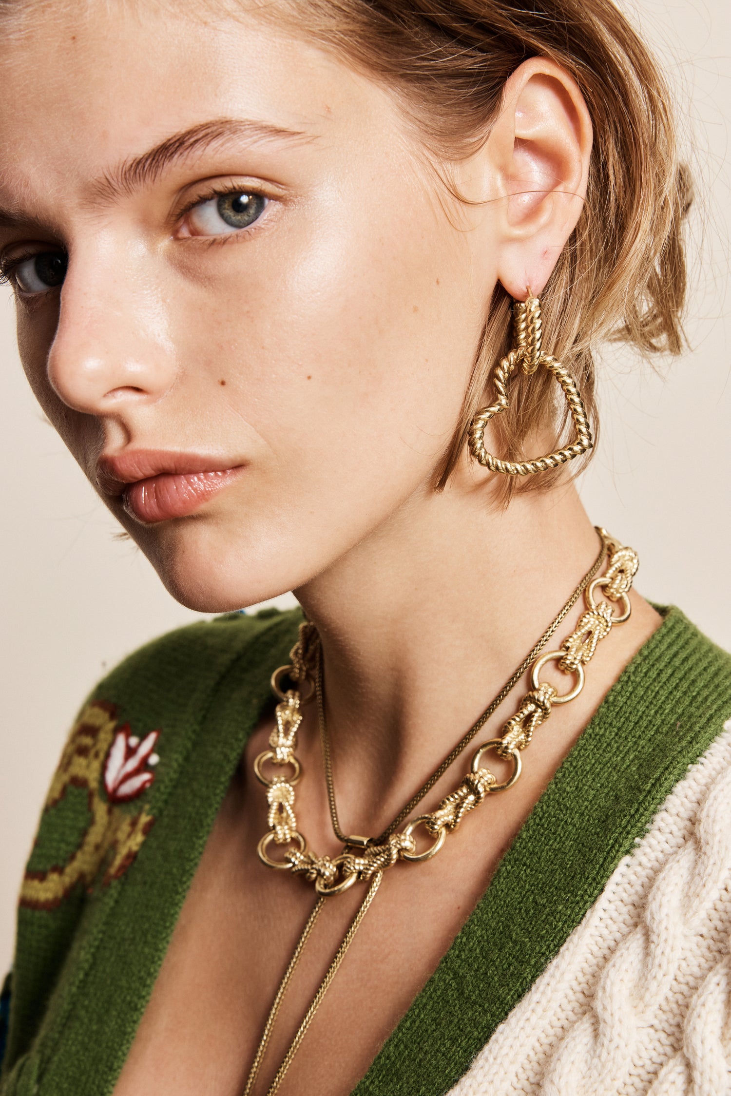 DJANGO ROPE HEART HOOP EARRINGS