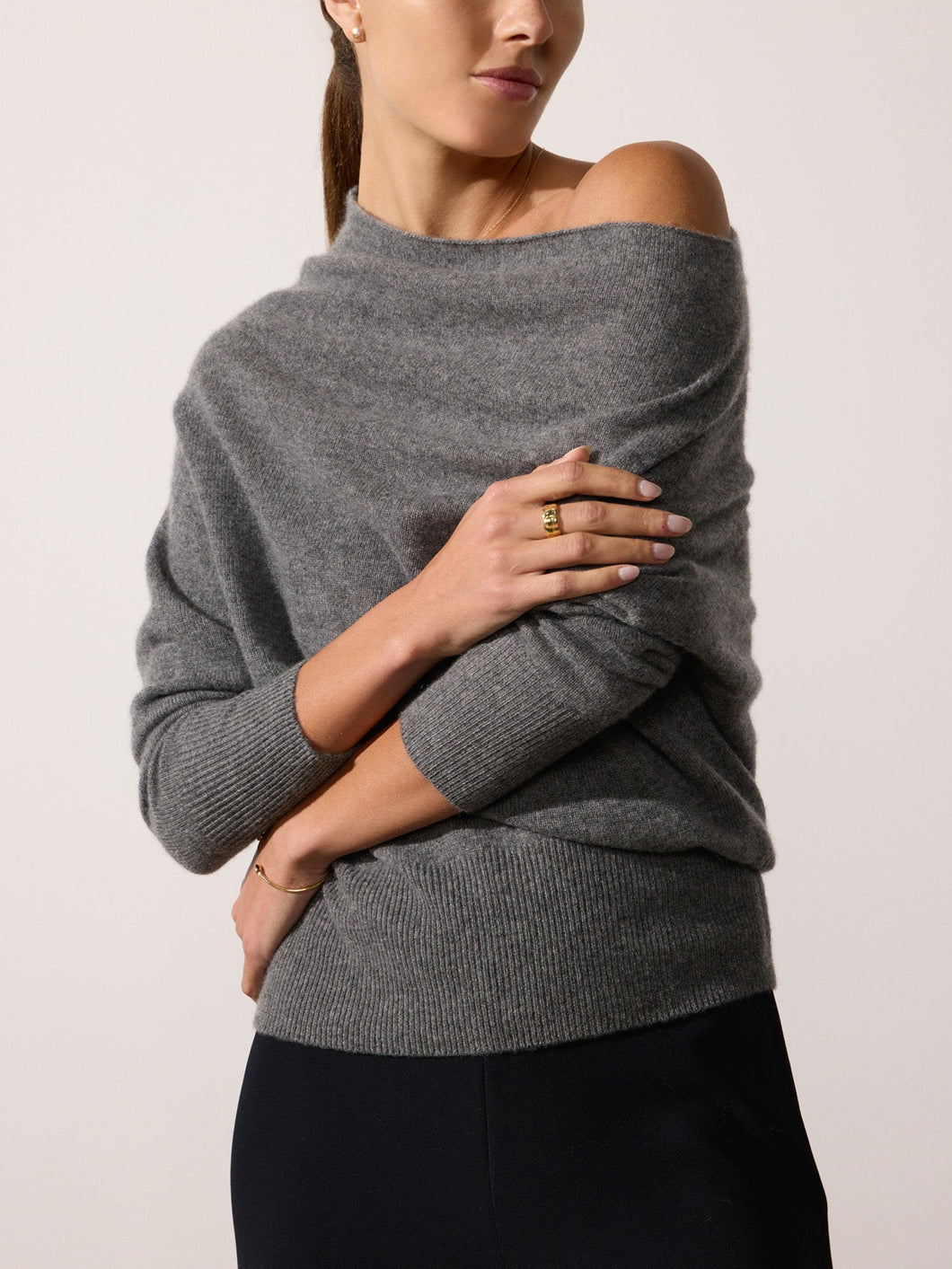 Brochu Walker Lori Off Shoulder Cashmere Sweater Flint Xs