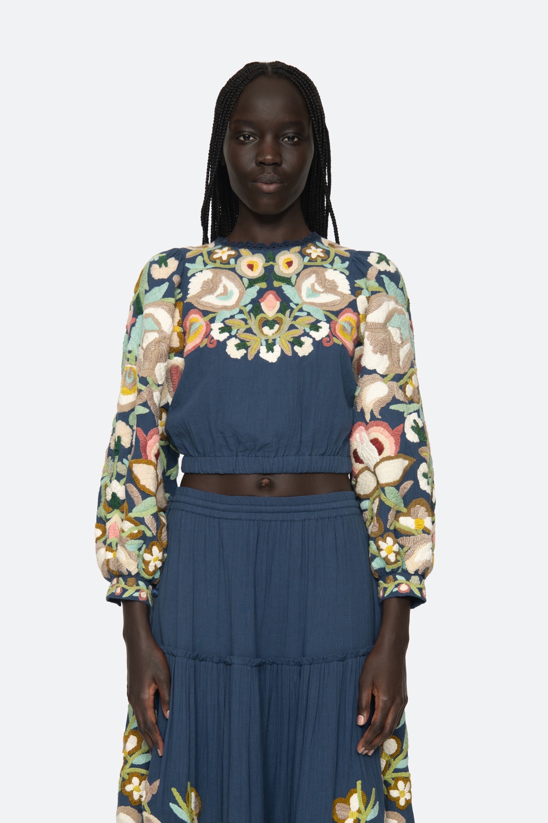 WILHELMINA EMB L/SLV TOP (D1)