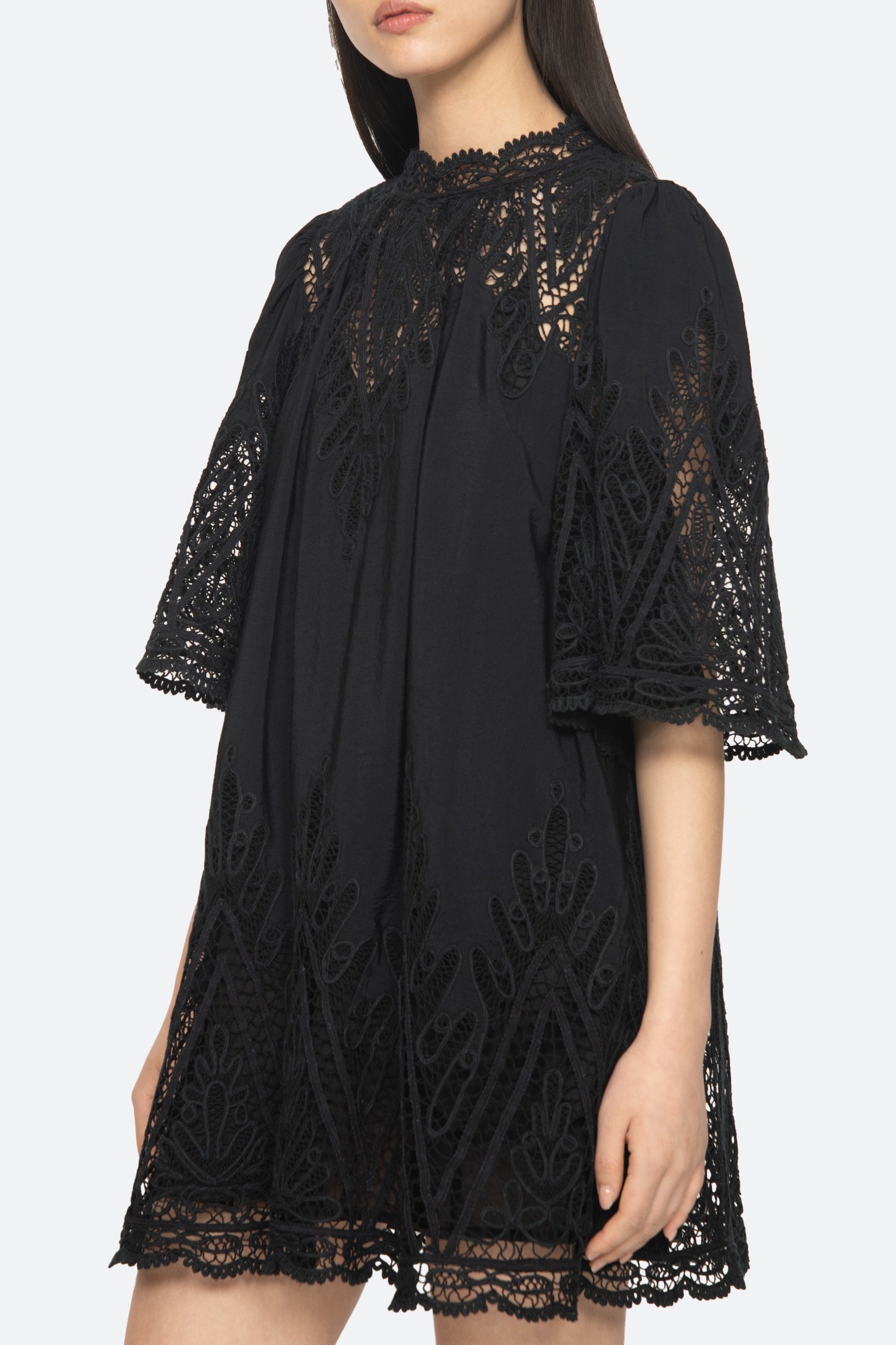 VALI EMB MINI DRESS (D2)