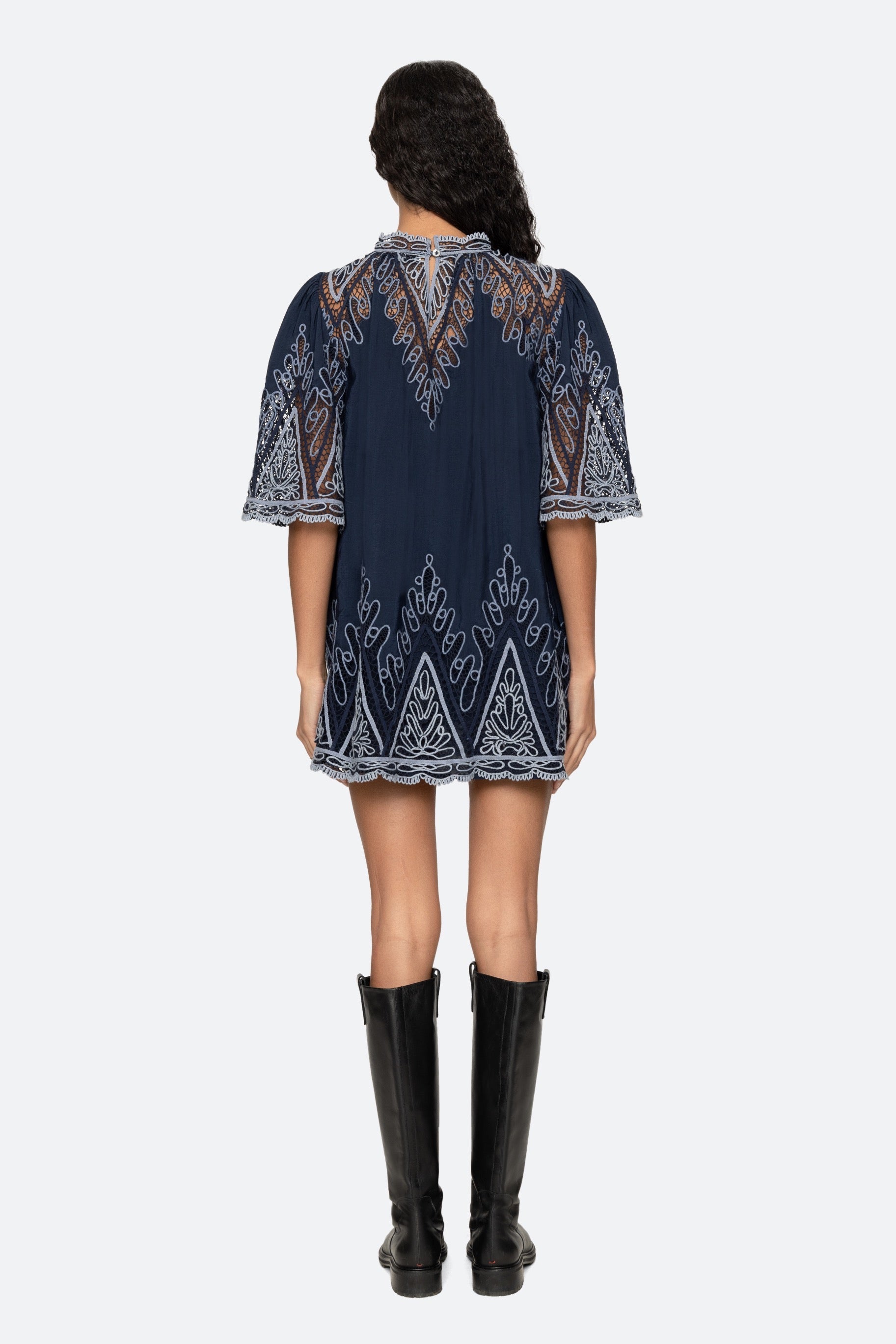 VALI EMB MINI DRESS (D2)